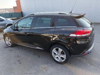 Damaged car Renault Clio  2015/2