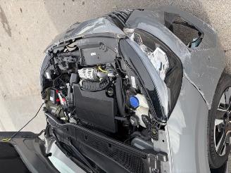 Peugeot 208  picture 14