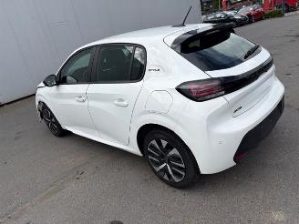 Peugeot 208 STYLE picture 3