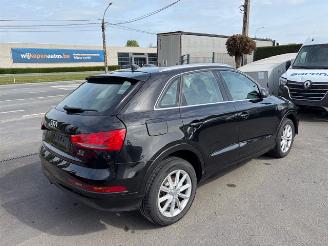 krockskadad bil auto Audi Q3 4X4 AUTOMAAT 2015/3