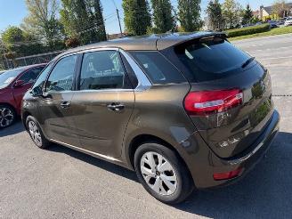 krockskadad bil auto Citroën C4-picasso  2014/3