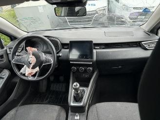 Renault Clio  picture 7