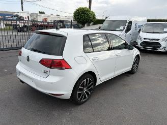 Coche accidentado Volkswagen Golf CUP 2015/1