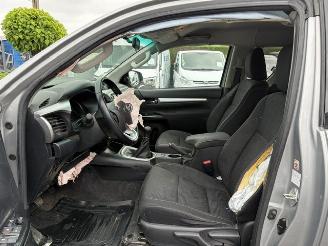 Toyota Hilux 4x4 picture 5