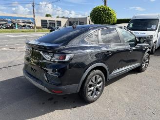 skadebil auto Renault Arkana ETECH 2024/9