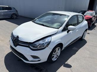 Unfallwagen Renault Clio  2020/6