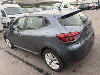 skadebil auto Renault Clio  2020/10