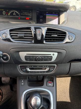 Renault Scenic  picture 10