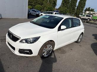 Coche accidentado Peugeot 308 with cockpit and airbags included in the price 2020/10