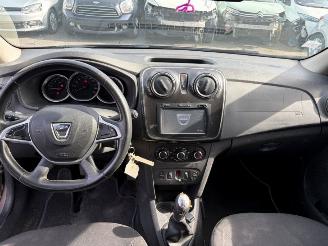 Dacia Logan  picture 6