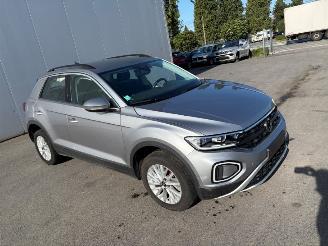 skadebil auto Volkswagen T-Roc  2023/1
