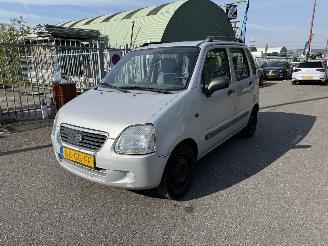 Coche accidentado Suzuki Wagon r 1.3 GL 2000/10
