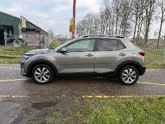 Kia Stonic 1.0 T-GDI MHEV DynamicPlusLine picture 3