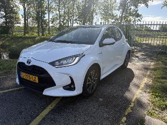 Coche accidentado Toyota Yaris 1.5 Hybrid Dynamic 2021/6