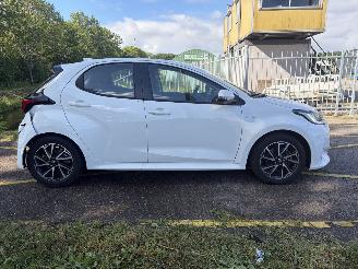 Toyota Yaris 1.5 Hybrid Dynamic picture 6