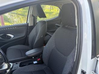 Toyota Yaris 1.5 Hybrid Dynamic picture 9