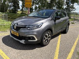 skadebil auto Renault Captur 1.3 TCe Intens 2019/10
