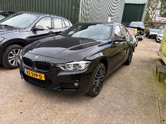 skadebil auto BMW 3-serie 330e Centennial High Executive M 2016/3