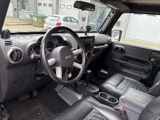 Jeep Wrangler 3.8 Sahara picture 15