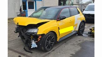 rozbiórka samochody osobowe Renault 4 5 E-Tech electric, Hatchback 5-drs, 2024 52 kWh 2024/11