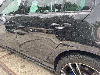 Volkswagen Golf 7.5 TSI GTE Rijdbare Schade! picture 10