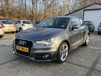 skadebil auto Audi A1 1.2 TFSI 2x s-line NAP Rijdbare schade! 2012/1