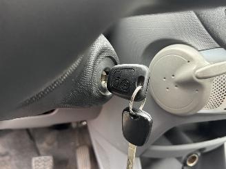 Toyota Aygo 1.0 Airco 5drs rijdbaar! picture 22