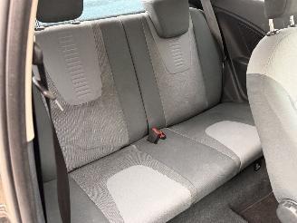 Ford Ka 1.2 Titanium airco NAP! picture 23