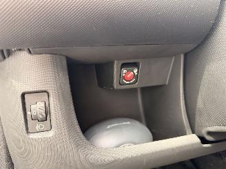 Toyota Aygo 1.0 VVT-i Now NationaleAutoPas Origineel NL Airco! picture 26