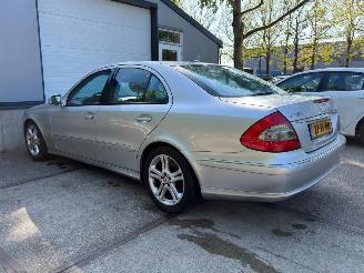 Mercedes E-klasse 280 Avantgarde! NAP! Volledig Rijdbaar picture 10