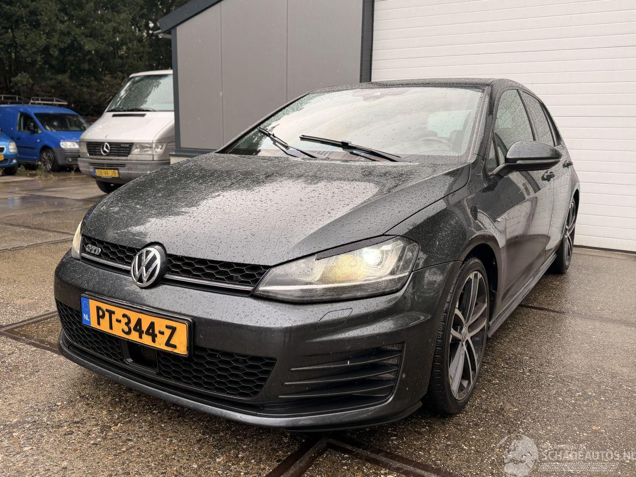 Volkswagen Golf 7 2.0 TDI GTD DSG Pano Vol opties!
