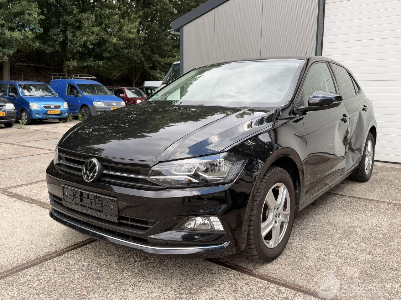Volkswagen Polo 1.0 TSI Carplay ACC