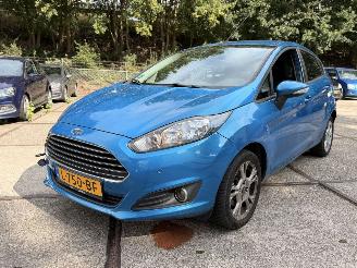 skadebil auto Ford Fiesta 1.0 Ecoboost Titanium Motordefect 2012/1