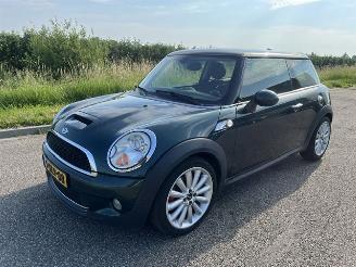 Voiture accidenté Mini Cooper S 1.6 COOPER S Mayfair PANORAMADAK 2014/12