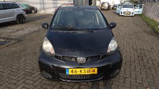 Toyota Aygo 1.0 5 deurs airco gebruikersschade picture 2
