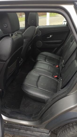 Land Rover Range Rover Evoque 2.0 TD4 HSE 95000 km! NAP! DYnamic Pano  mooie auto! picture 16