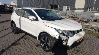 Auto incidentate Nissan Qashqai 1.2 N-Connecta lichte schade  71000 km nap 2017/1