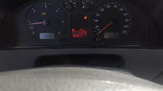 Volkswagen Transporter 2.5 TDI dubbele cabine automaat leer motor klinkt als nieuw!Marge auto! picture 12