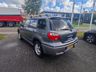 Mitsubishi Outlander 2.0 invite plus lichte rijdbare schade nette auto! picture 5