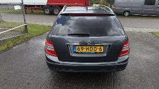 Mercedes C-klasse 200 Kombi Elegance nette goed rijdende auto weinig schade! picture 7