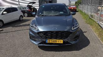 damaged passenger cars Ford Kuga 2.5 Phev ST Line 50.000 km Zeer luxe auto rijdbare schade!! 2022/4