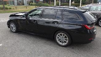 BMW 3-serie 330 I X-drive Automaat 21.000 km Nap! Zeer netjes Rijdbaar picture 7
