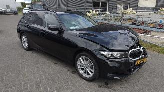 skadebil auto BMW 3-serie 330 I X-drive Automaat 21.000 km Nap! Zeer netjes Rijdbaar 2023/12