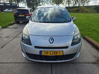 Unfallwagen Renault Grand-scenic  2010/4
