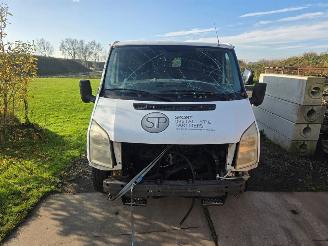 skadebil auto Ford Transit  2008/3