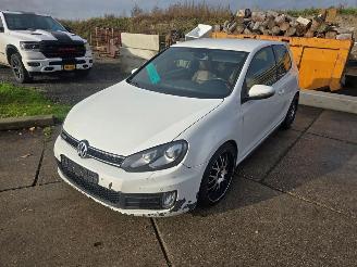 Volkswagen Golf GTD picture 2