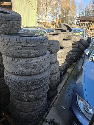  Abarth  partij goeie banden voor export alle maten door elkaar 2024/1