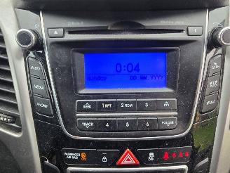 Hyundai I-30  picture 9