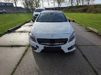 skadebil auto Mercedes A-klasse a250 2013/7