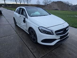 Mercedes A-klasse a200 picture 2